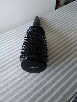 Nový vyčesávací hřeben BraveHead 28cm dlouhý - 4