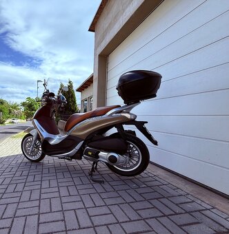 Piaggio Beverly 125i, Cz doklady, 2013, velice hezká - 4