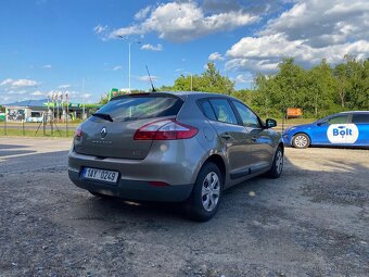 Renault Megane III 1.5 dCi 81 kW Automat - 4