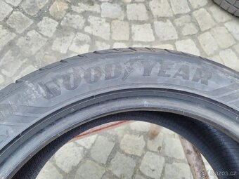 245/45/18 letni pneu GOODYEAR 245/45 R18 - 4