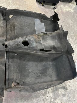 BMW E34 koberec - 4