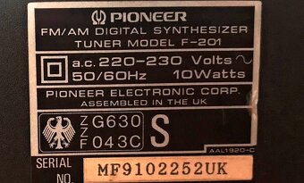 TUNER PIONEER F-201 (ROK 1991) . - 4