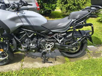 yamaha niken GT - 4