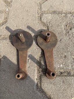 Jawa 175/250 Vahadla spodní - 4
