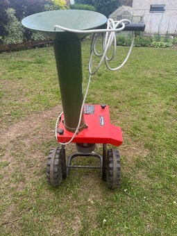 Drtič větví a větviček - 4