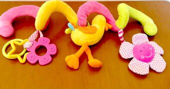 Hrazdička na kočárek - 4