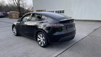 Tesla Model Y RWD (2022) - 4