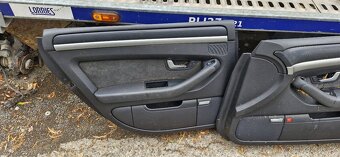 Tapeci tapecirung vyplne dveri audi A8 4E D3 - 4