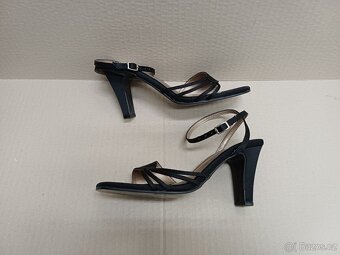 Černé páskové sandále vel.37 - 4