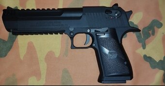 Prodám Desert EAGLE - 4