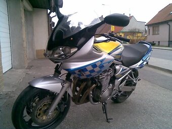 Suzuki Bandit 600s - 4