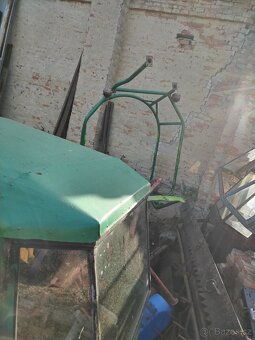 Kabina Zetor Super - 4