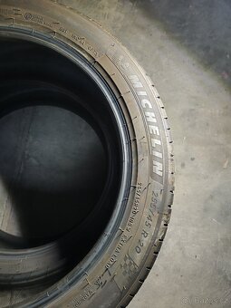 Michelin Pilot Sport SUV 255/45 R20 - 4