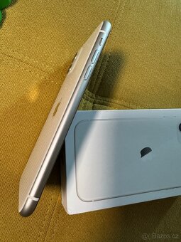 iPhone 11 - 4