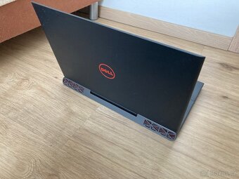 Dell inspiron 15 7000 - 4