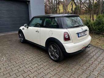 Mini Cooper D R56 - 4
