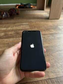 iPhone 11, 128GB - 4