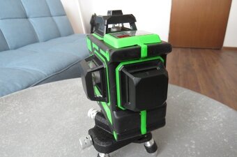 Prodám nový 3D 360° 12 líniový zelený nivelák Hilda - 4