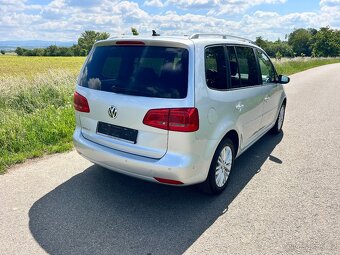 ►VW TOURAN 1.6 TDI 77KW CUP NAVI-KAMERA-TAŽNÉ-ASIST-TOP - 4