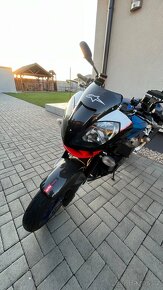 Aprilia Tuono 1000 R Factory - 4