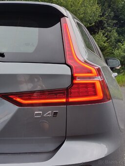 Volvo V60 MOMENTUM 2.0 D4 AWD - 4
