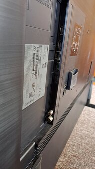 TV Samsung UE50AU8072 - 4