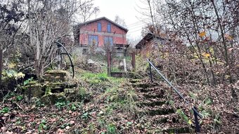 Prodej dvou pozemků s rozestavěnou chatou Unhošť - 4