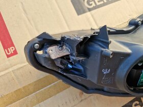 Levé přední světlo Subaru BRZ 2017 - 4