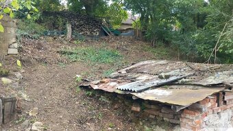 Pozemek se sklepem u dukovan - 4