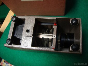 Retro diaprojektor ETJUD MADE IN USSR pěkný stav v krabičce - 4