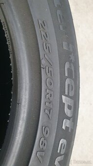 Pneu 225/50/17 - 4