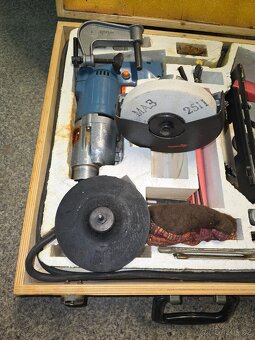 Stará sovětská vrtačka multinástroj - 4