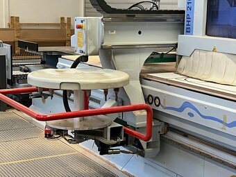 Nestingové CNC obráběcí centrum WEEKE BHP 210 - 4