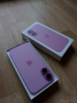 Apple iPhone 16 256GB růžový - 4