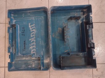 Prázdné kufry od nářadí Makita - 4