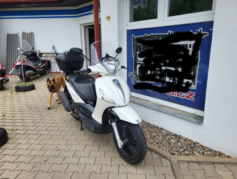 Piaggio Beverly 125i - 4