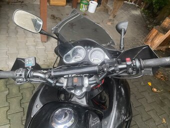 Honda Varadero 125 na náhradní díly - 4