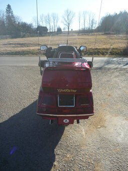 Honda GL 1500 Gold Wing SE - 4