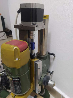 Frézka Proxxon "cnc" - 4