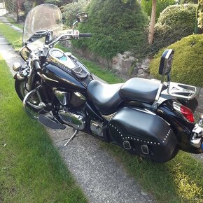 Kawasaki VN900 - 4