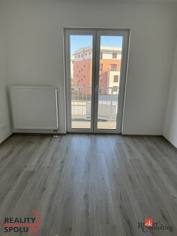 Pronájem, byty/1+kk, 28 m2, Prokopa Holého 2043, 27401 Slaný - 4