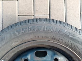 použité pneumatiky 175/65 R14 a disky 5Jx14 ET35 - 4