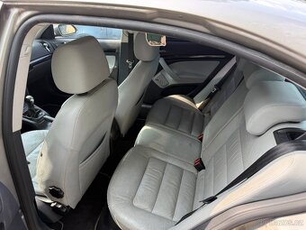 Škoda Octavia 2 2.0TDI L&K - 4