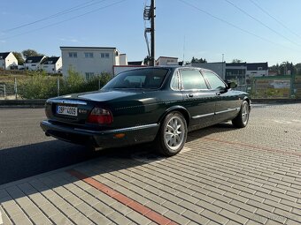 Jaguar XJ8 4.0 V8 (X308) - 4