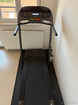 Běžecký pás Decathlon T520B - 4