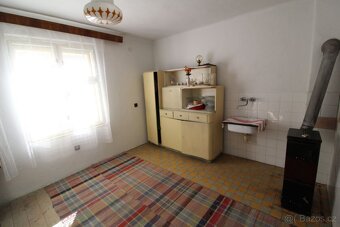 Rodinný dům v obci Liptovské Sliače - 4