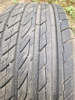 Letní pneu 215/55/17 - 4