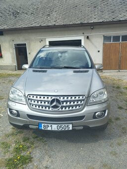 Mercedes Benz ML 320 - 4