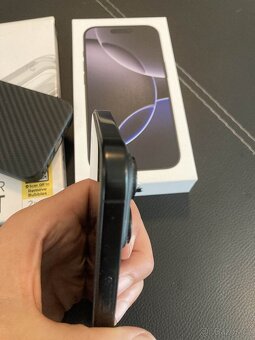 Apple iPhone 16 Pro 128GB černý záruka 03/2028 TOP - 4