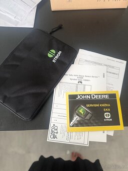 Traktůrek John Deere X350R - 4